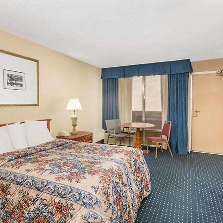 Knights Inn Overland Park Mission Zewnętrze zdjęcie