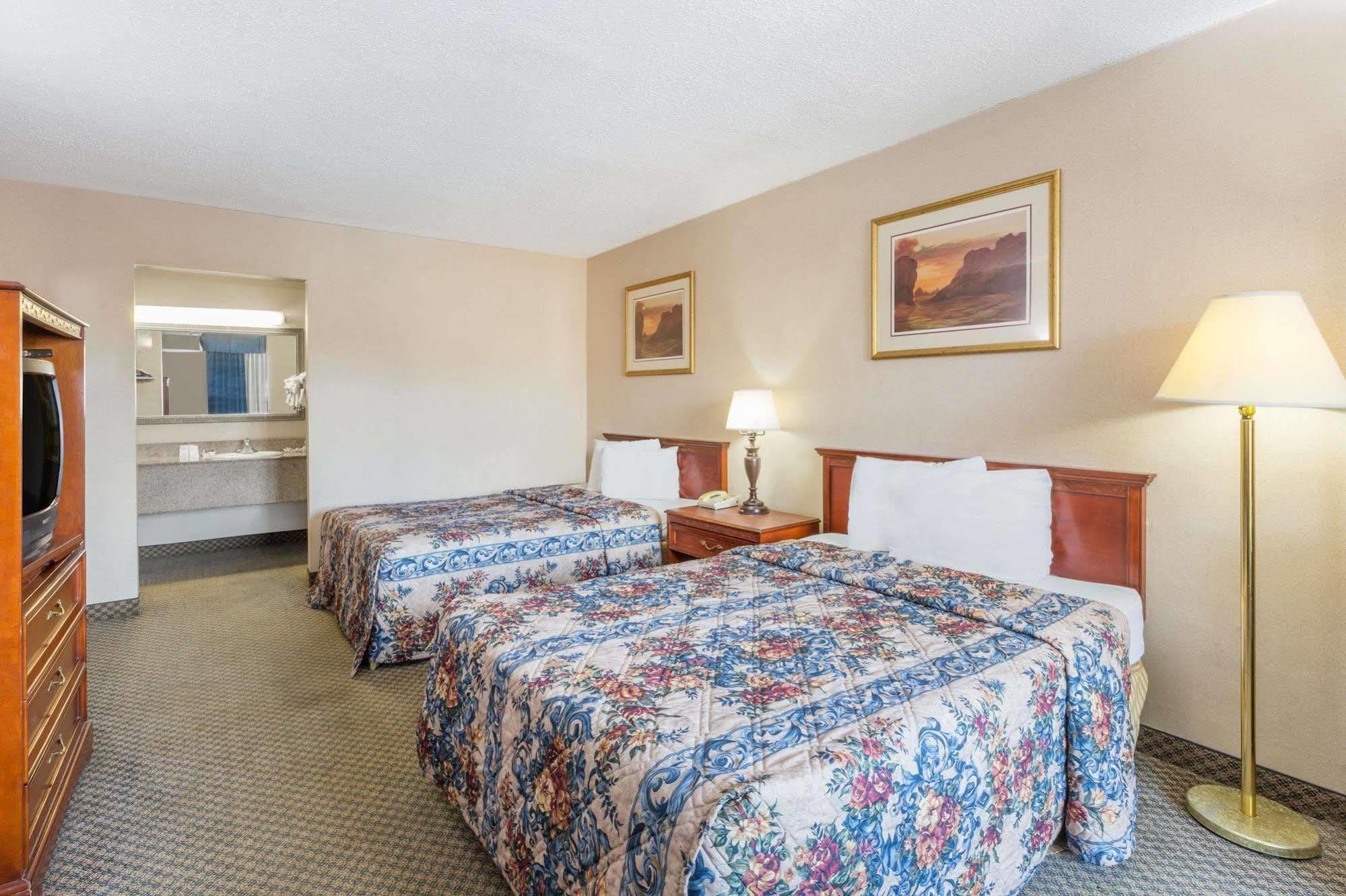 Knights Inn Overland Park Mission Zewnętrze zdjęcie